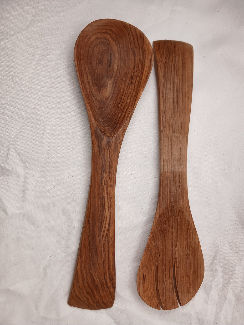 Olive : Hand-Carved Olive Wood Salad Servers