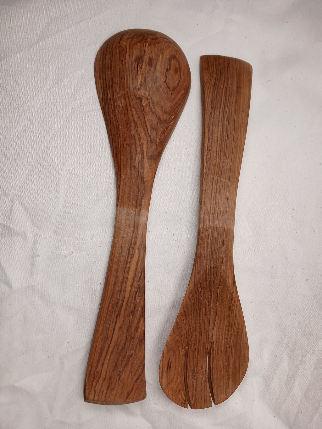 Olive : Hand-Carved Olive Wood Salad Servers