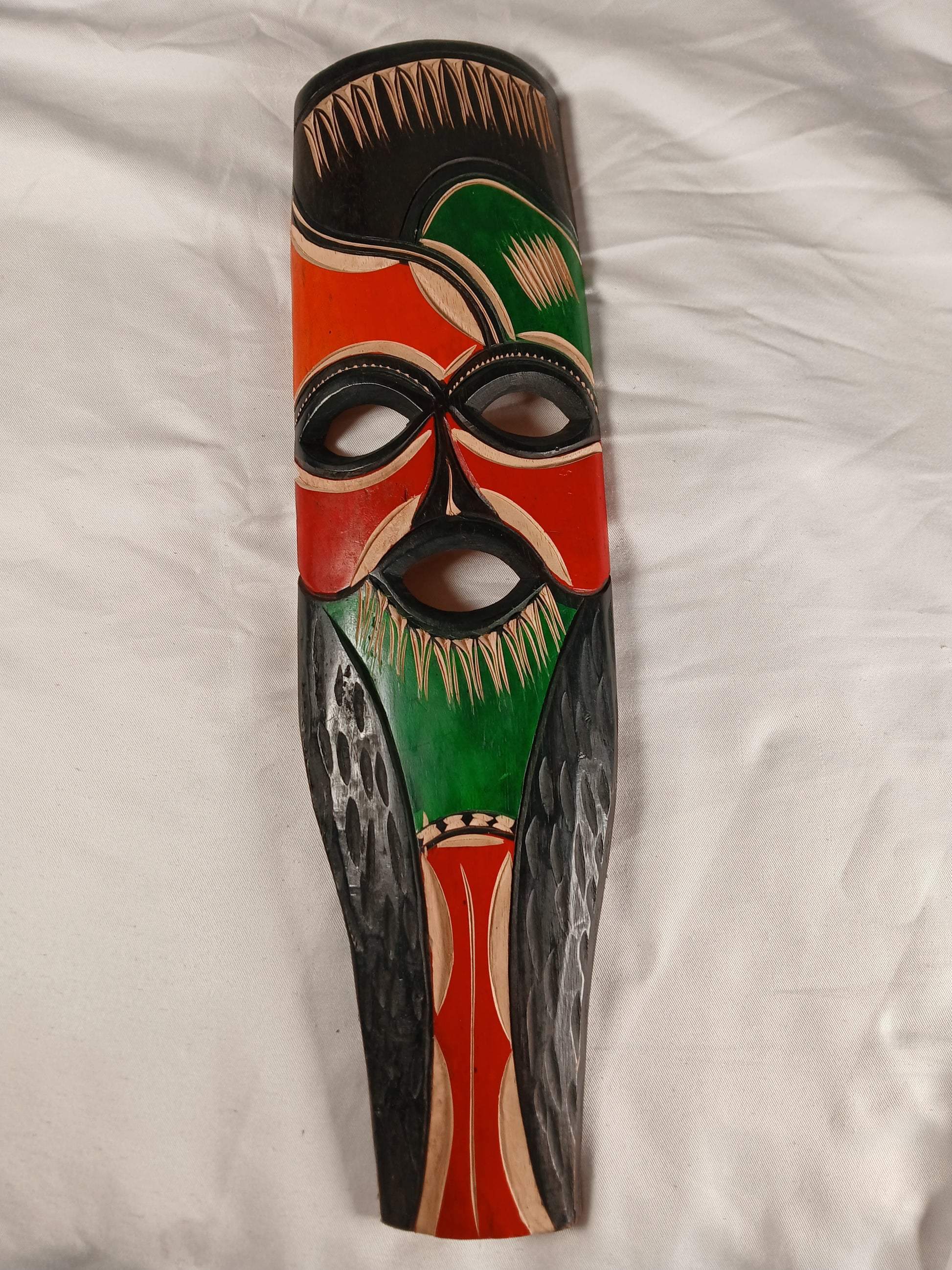 Hand-Carved Zulu Wall Mask – African Tribal Art