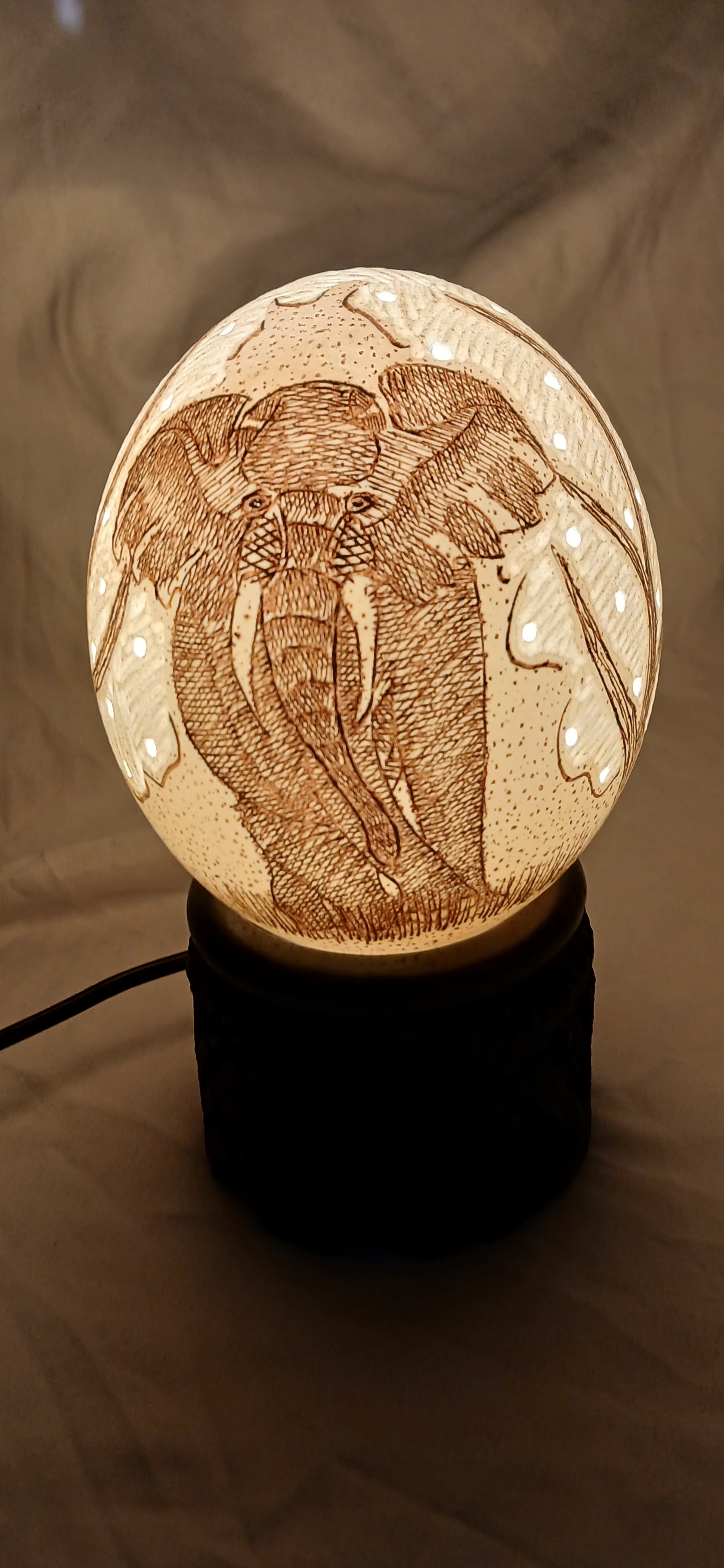 The Majestic Sentinel" – Hand-Etched Ostrich Egg Lamp